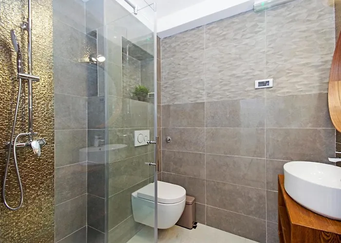 Symphony Garden: Modern, New アパート スプリト